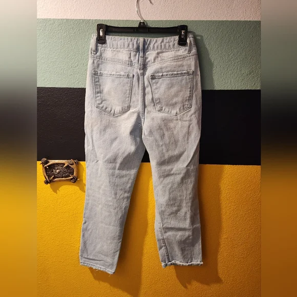 Vervet light wash jeans - Picture 3 of 10